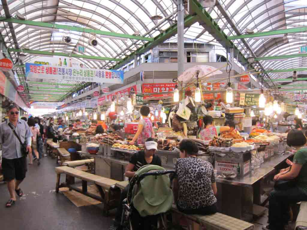 Dongdaemun market